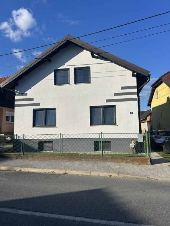 Prednja strana kuće