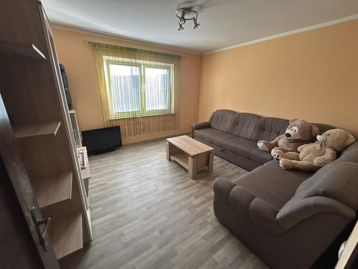 Useljiva kuća Salinovec – mirna lokacija, velika okućnica, pogled na Ivančicu – rijetka prilika!